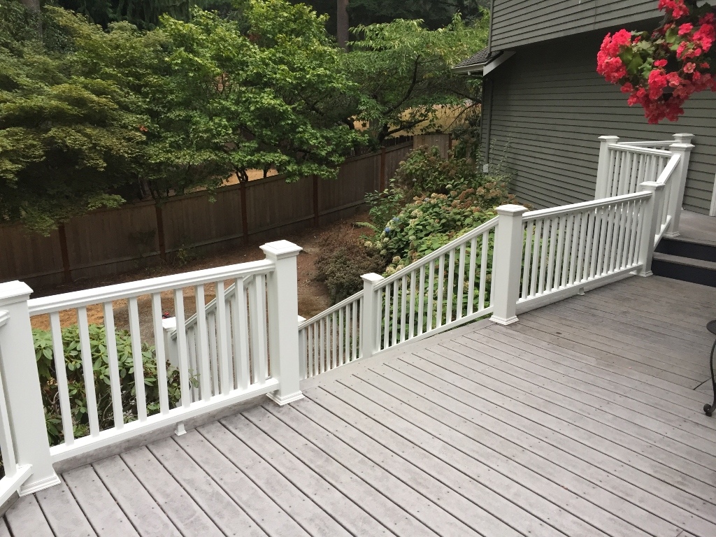 Deck Builder project photo by Euro Decks
